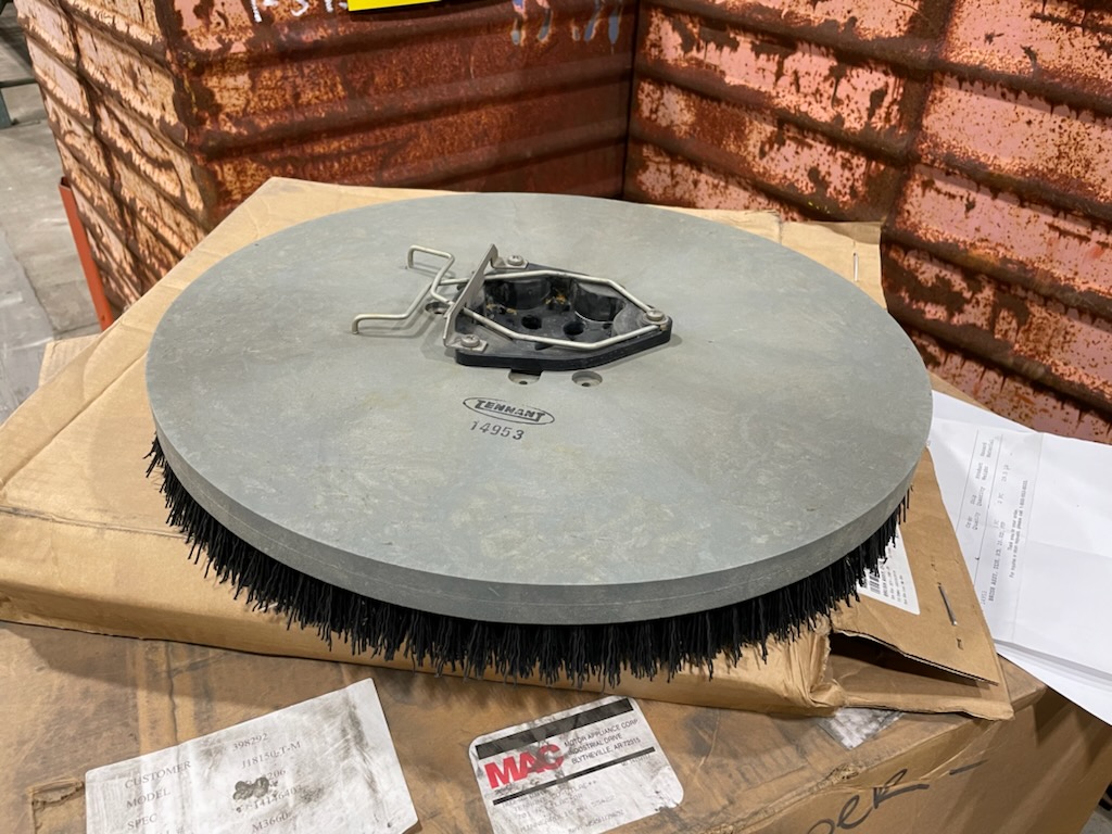 TENNANT BRUSH ASSY, DISK, SCB 20.0D, PYP